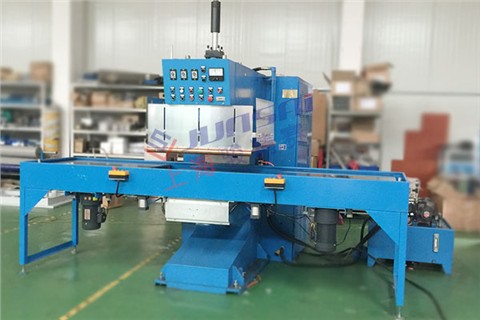 25KW汽車腳墊高頻熱合機