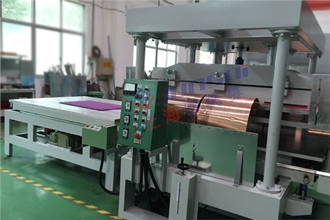 拉絲地墊高周波壓花機