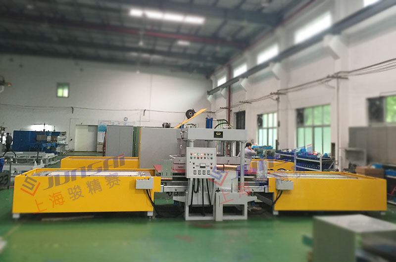 75KW四滑臺(tái)高周波機(jī)